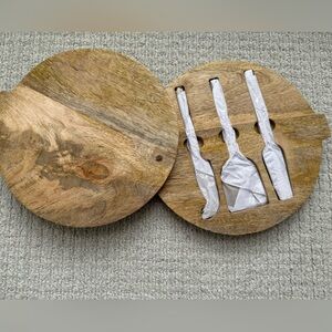 Charcuterie Board with Nestled Utensils. Made by Noah’s Ark, India. New.